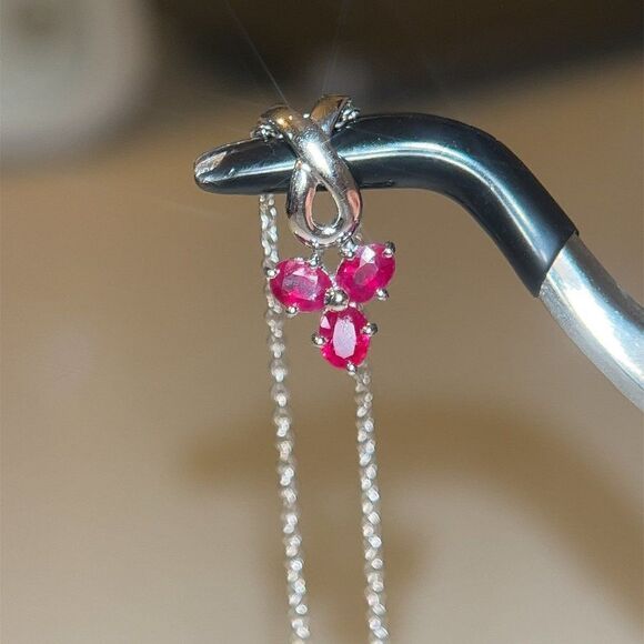 18k/14k 3-Ruby Pendant Necklace - Picture 3 of 11